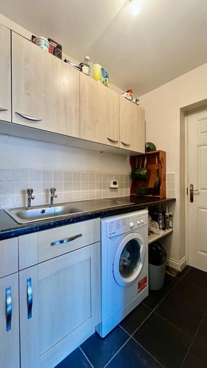 Photo 27- click for photo gallery